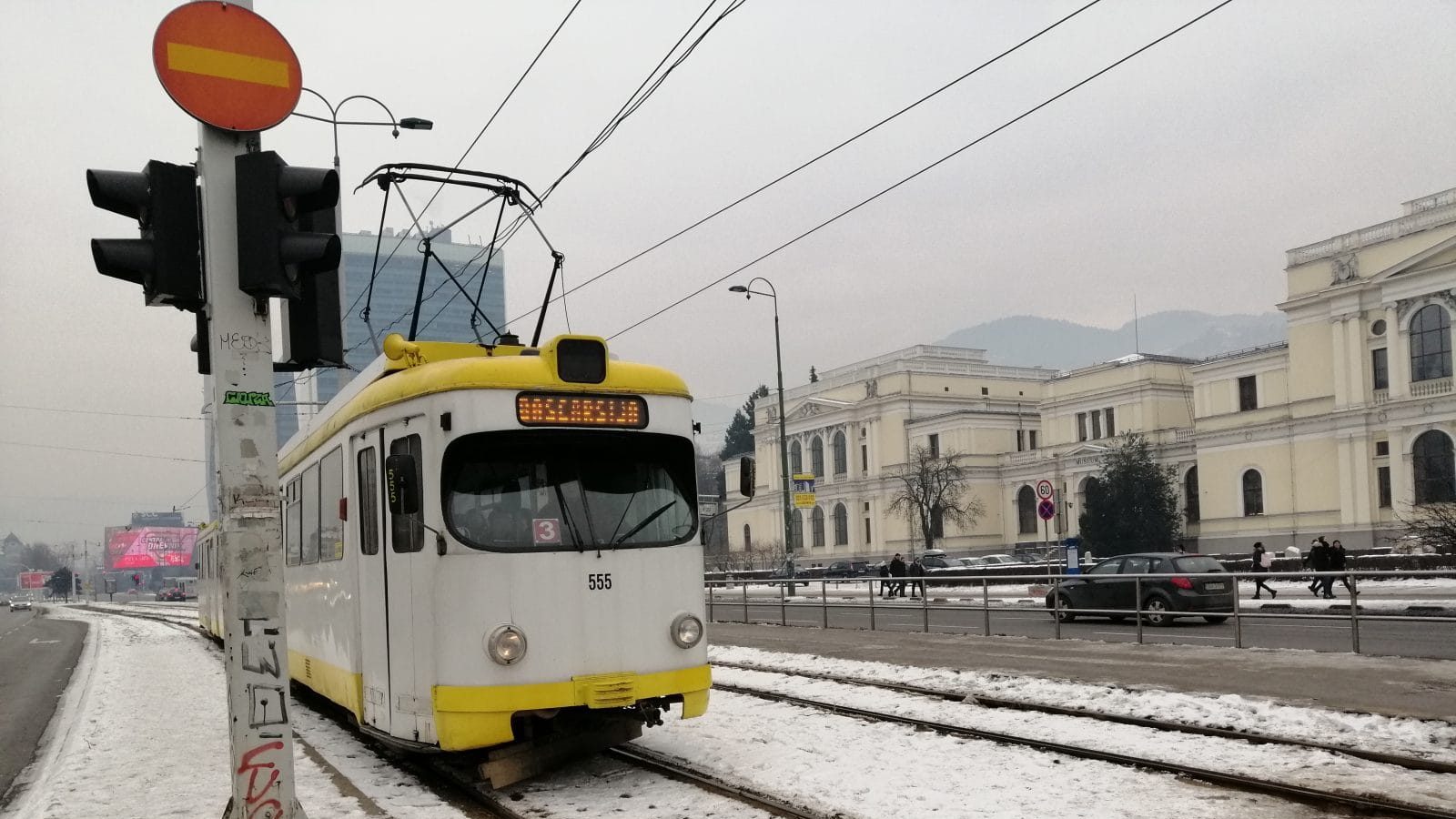 Shelling Of A Tram Full Of Passengers In January 1996 - HD Wallpaper 