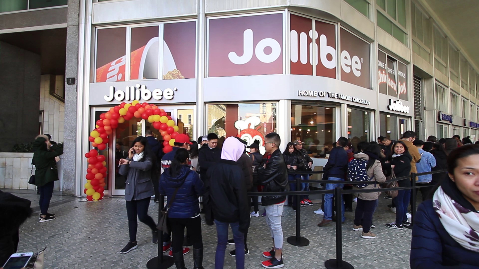 Crowd - HD Wallpaper 