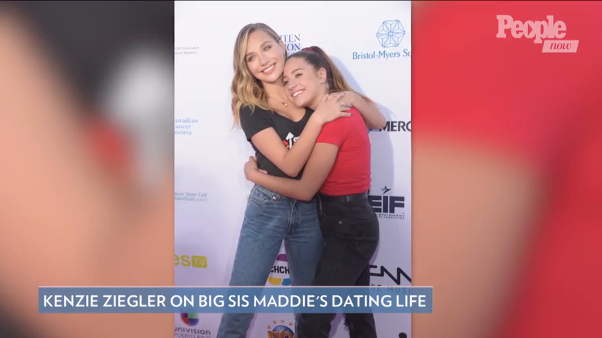 Maddie Mackenzie Ziegler And Vanessa Hudgens - HD Wallpaper 