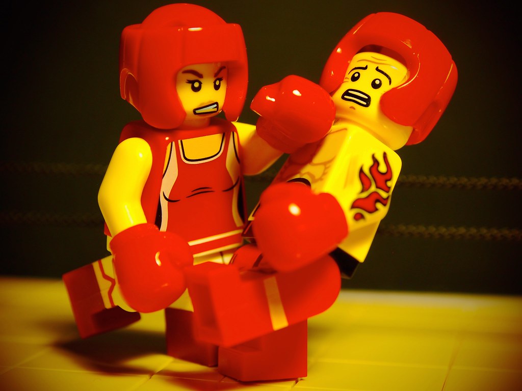 Lego Boxing Girl - HD Wallpaper 