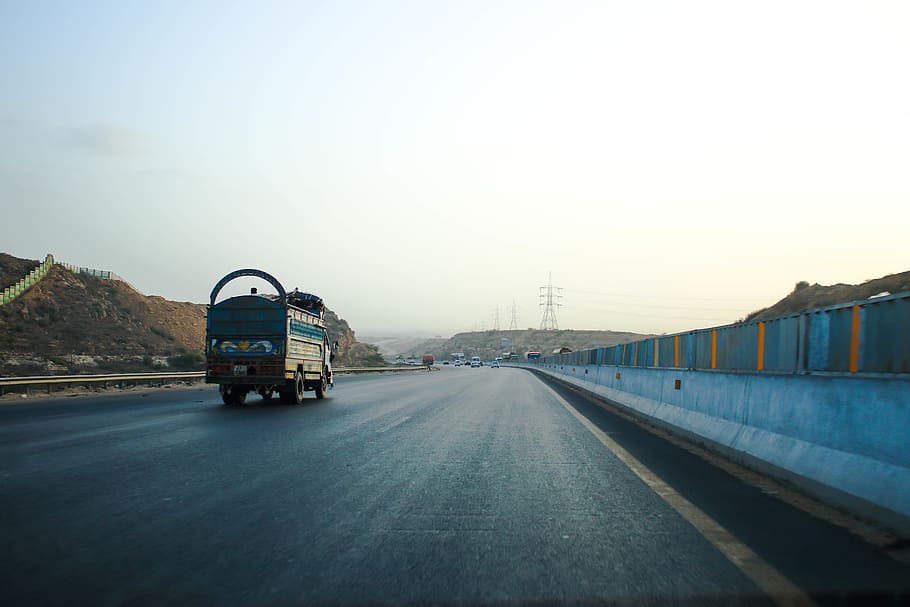 Pakistan, Karachi, Karachi - Freeway - HD Wallpaper 