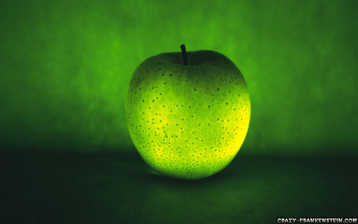 Green Apple Wallpaper Hd - HD Wallpaper 