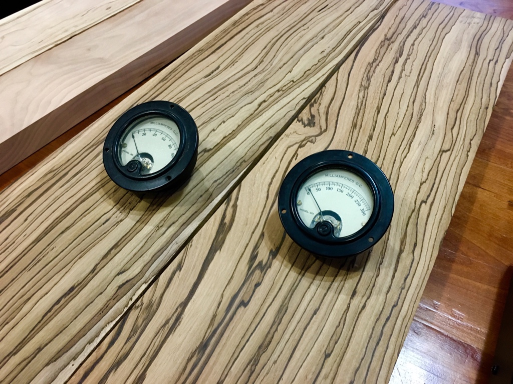 Plank - HD Wallpaper 