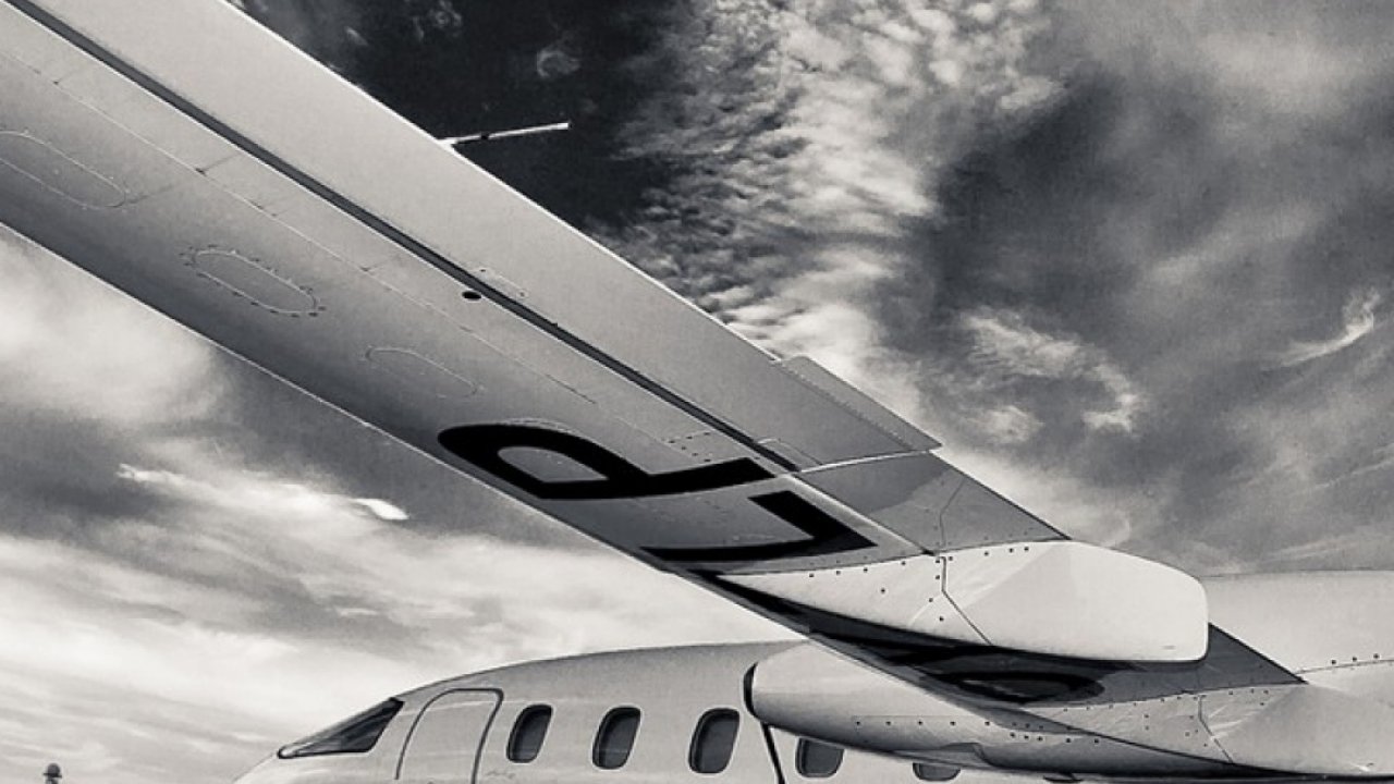 Airplane - HD Wallpaper 