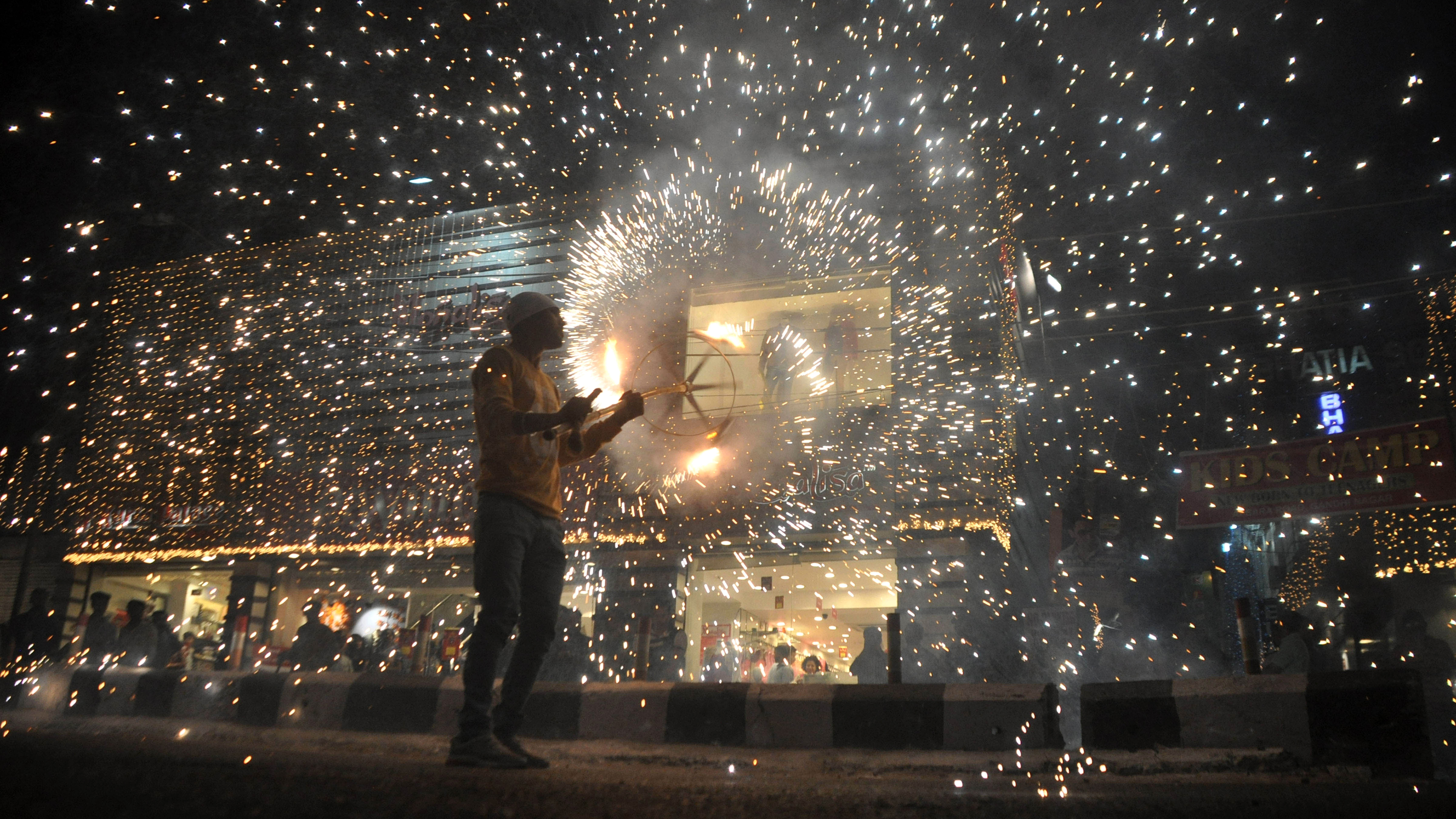 Lighing In India On Diwali - HD Wallpaper 