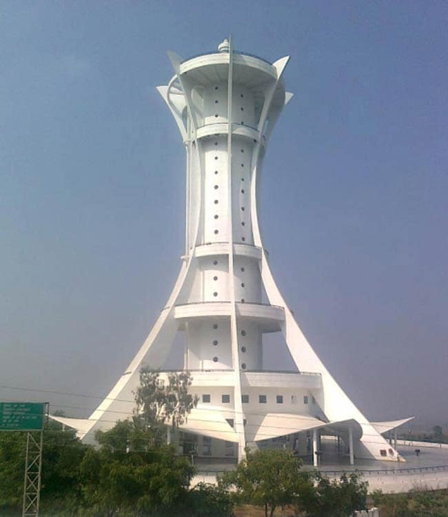 Control Tower - HD Wallpaper 