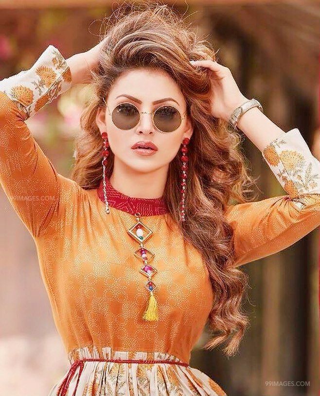 Urvashi Rautela Beautiful Photos & Mobile Wallpapers - Urvashi Rautela Photos Hd - HD Wallpaper 