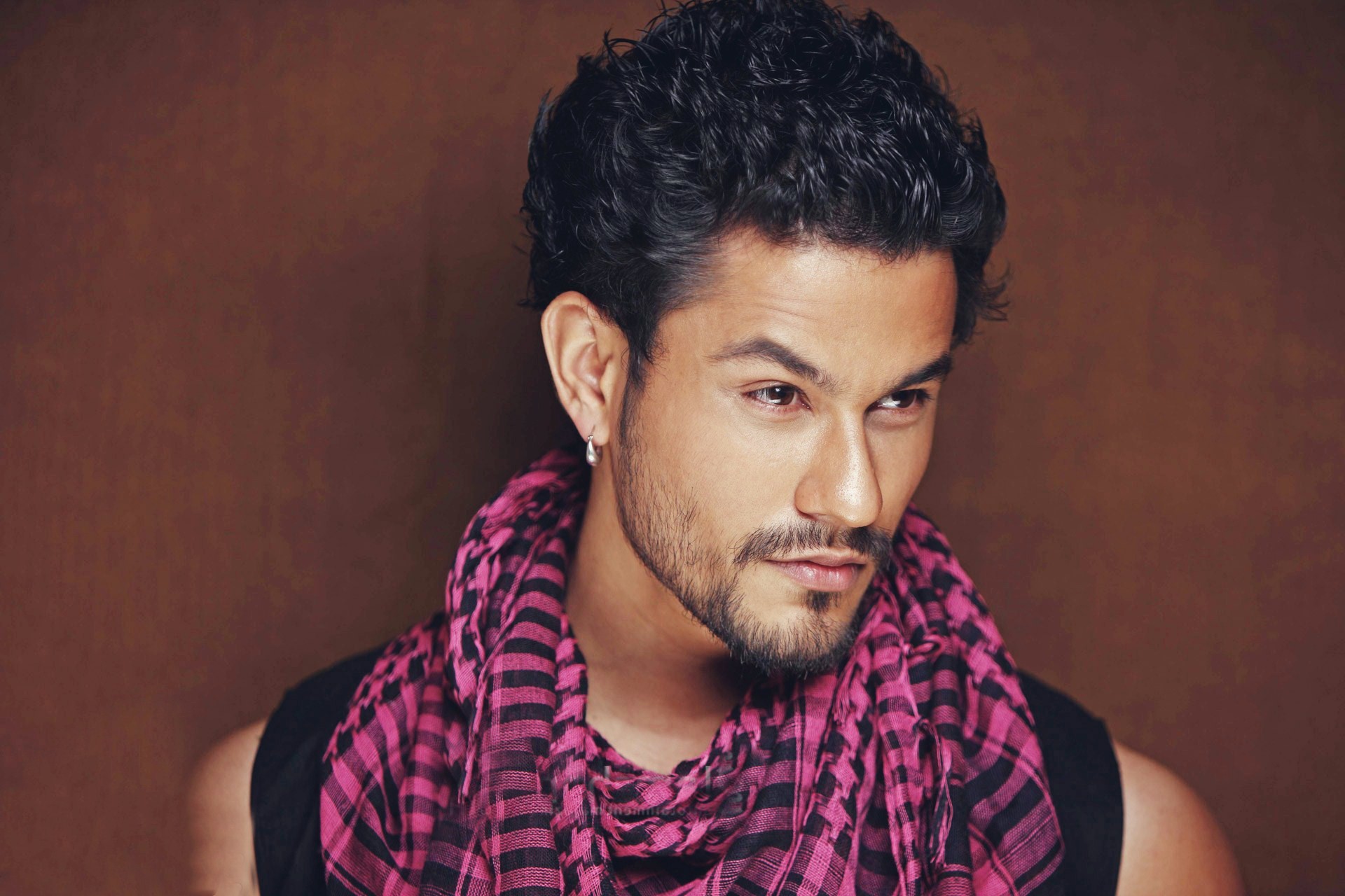 Kunal-khemu - Kunal Khemu Stylish - HD Wallpaper 