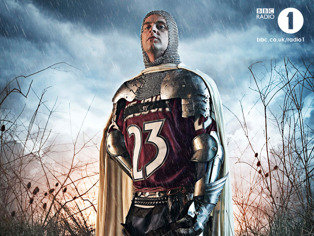 Chris Moyles On A Horse Advert - HD Wallpaper 