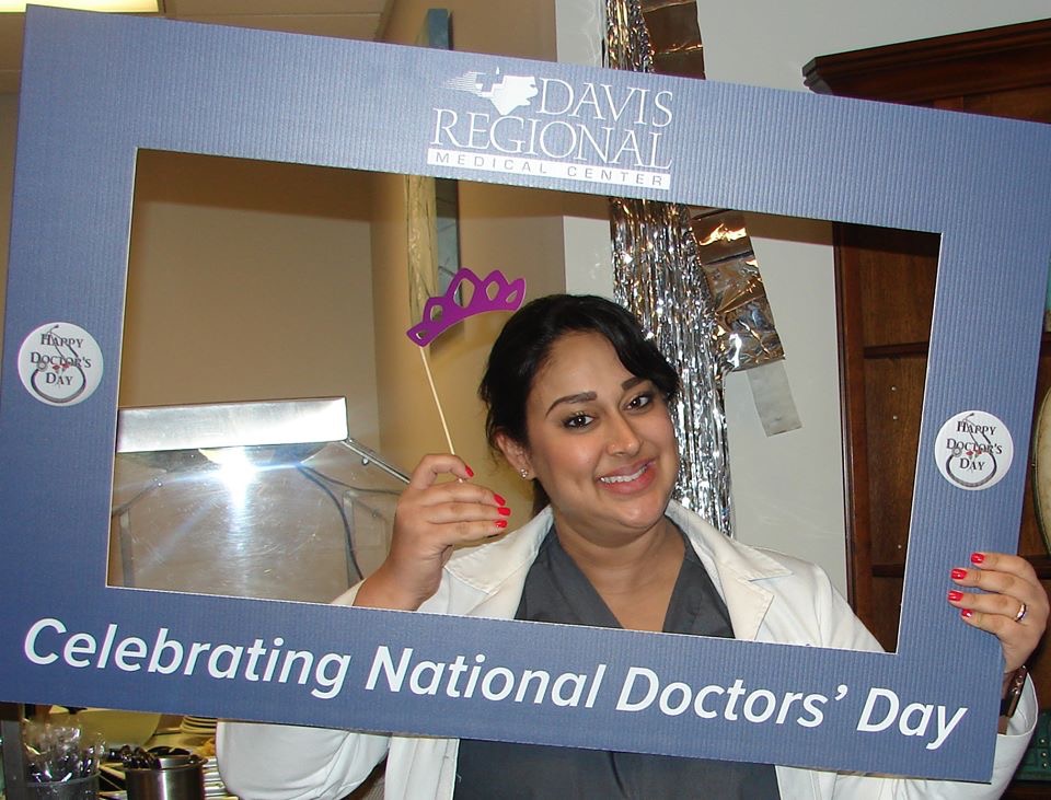 Hospitals Celebrate Doctors Day - HD Wallpaper 