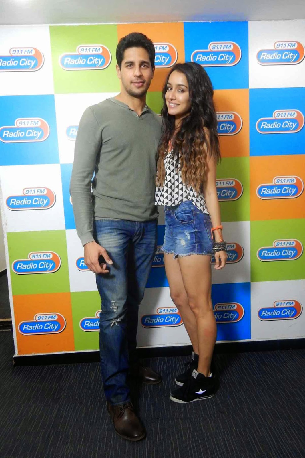 Shraddha Kapoor In Pakistan - HD Wallpaper 