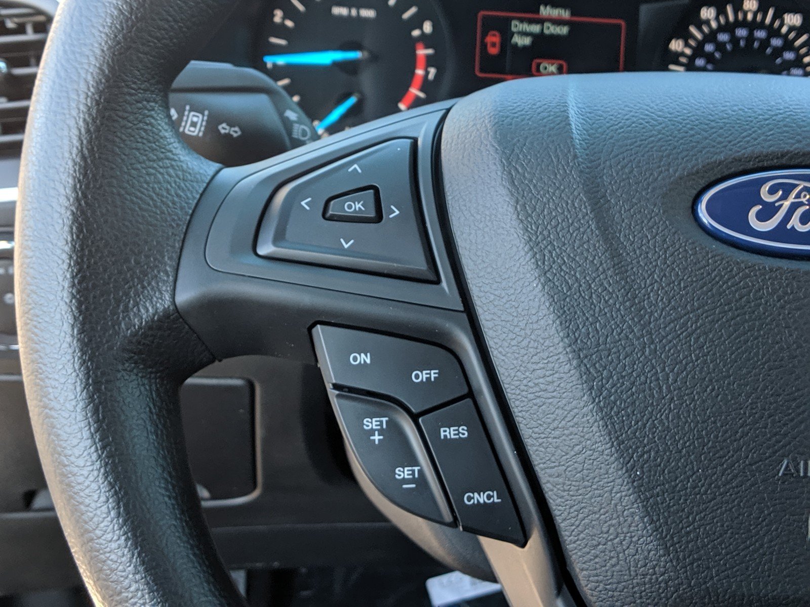 Ford Mondeo - HD Wallpaper 