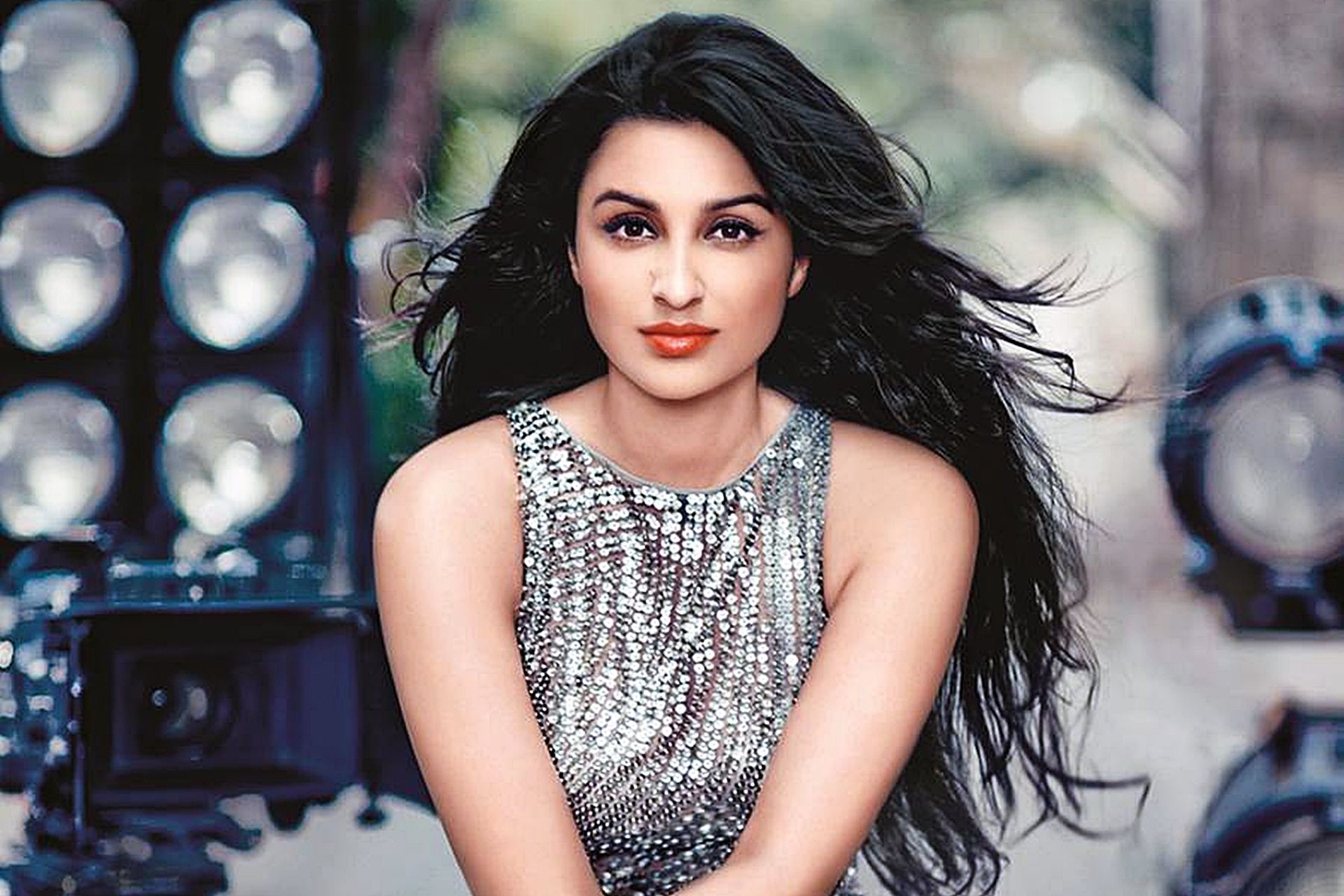 Top 10 Most Followed Bollywood Actresses On Instagram - Parineeti Chopra Hd Img - HD Wallpaper 