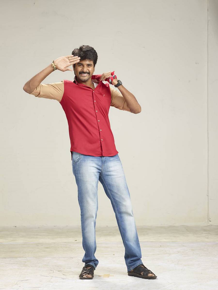 Sivakarthikeyan Rajini Murugan Hd New Stills - HD Wallpaper 