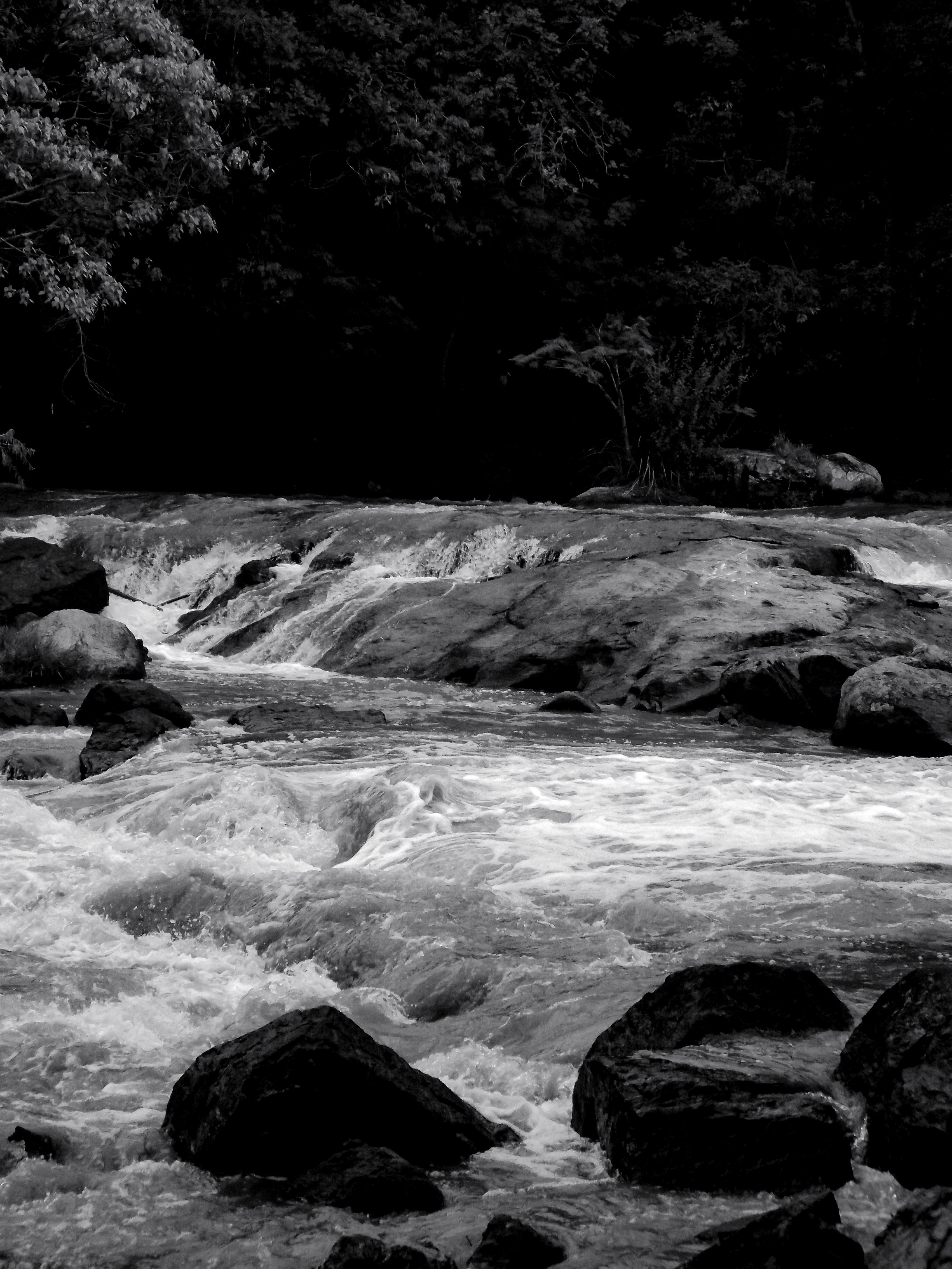 4k Black And White Wallpaper - HD Wallpaper 