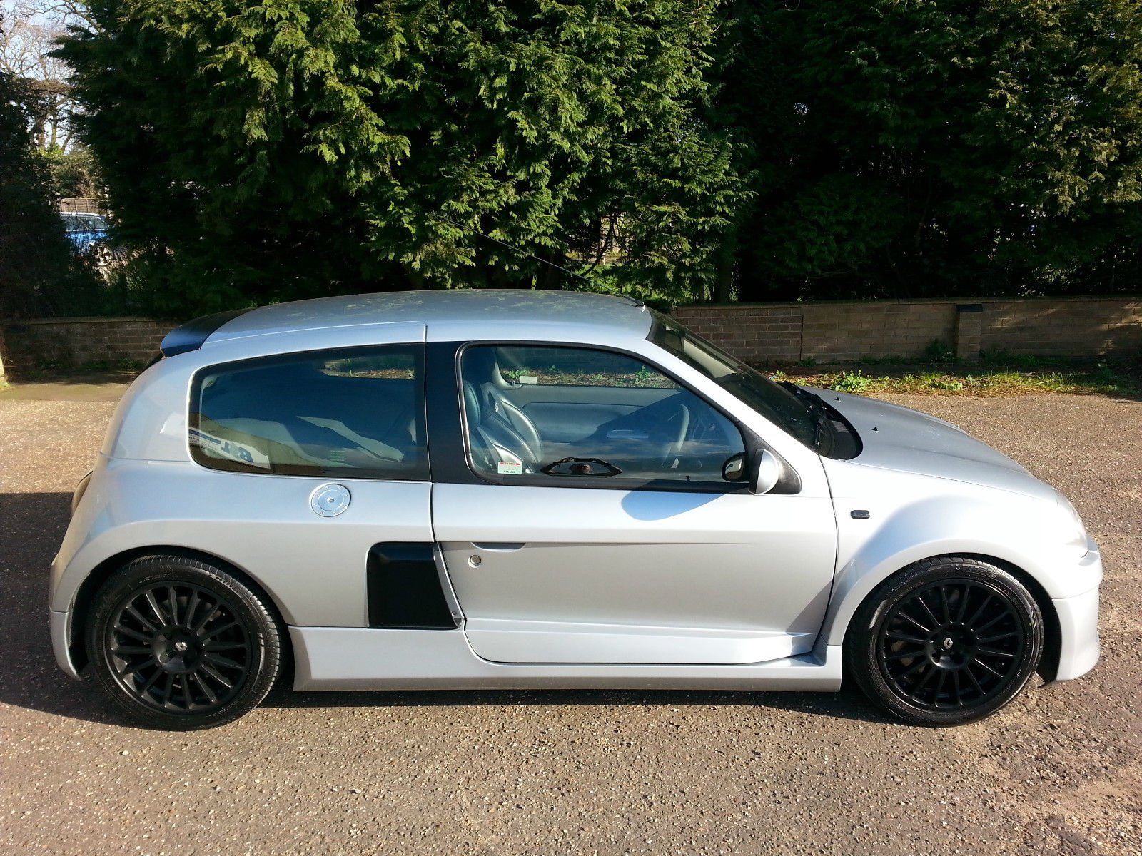 Renault Sport Wallpaper - HD Wallpaper 