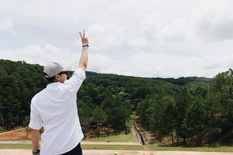 Victory, Landscape, Travel, Man, Back, View, Forest, - HD Wallpaper 