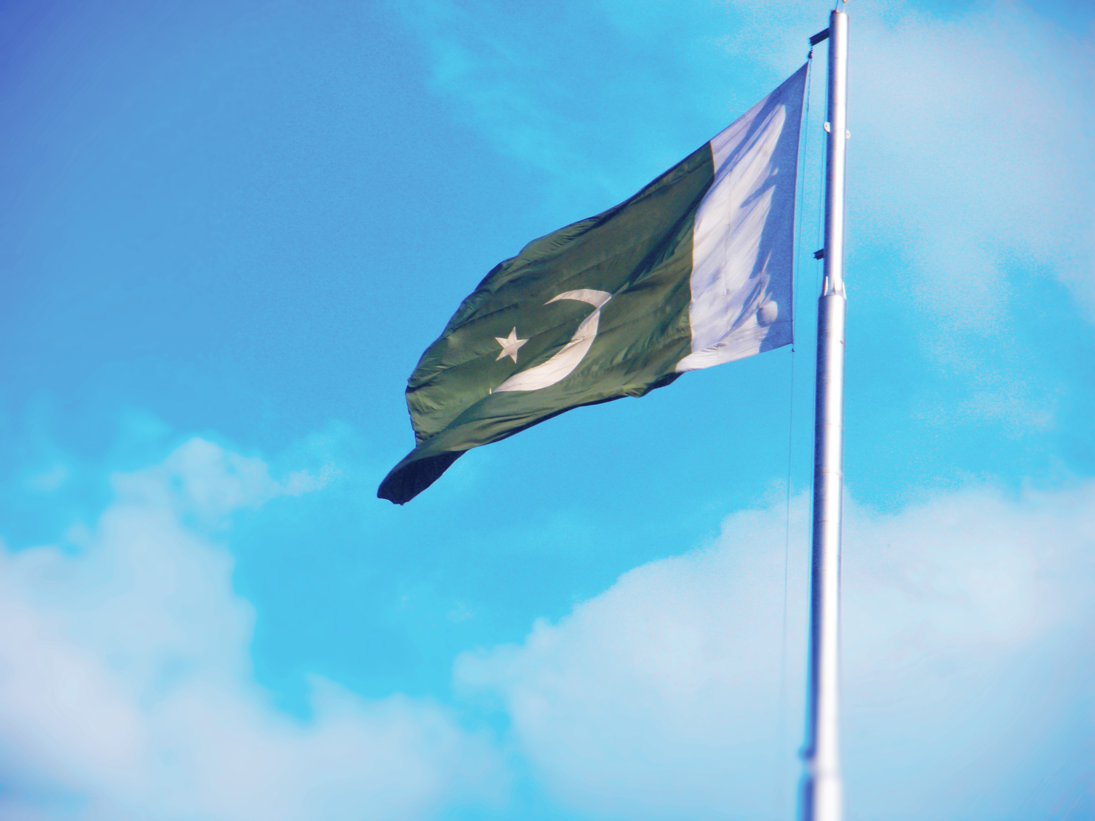 Pakistan Flag - Hd Wallpapers Beautiful Pakistan Flag - HD Wallpaper 