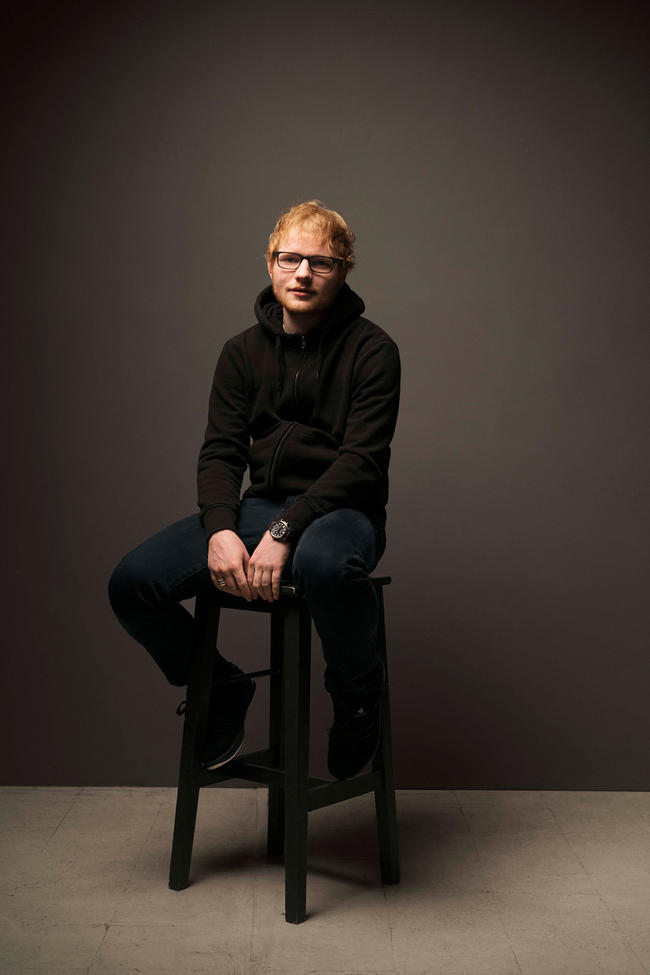 Ed Sheeran - Ed Sheeran 2017 Photoshoot - HD Wallpaper 