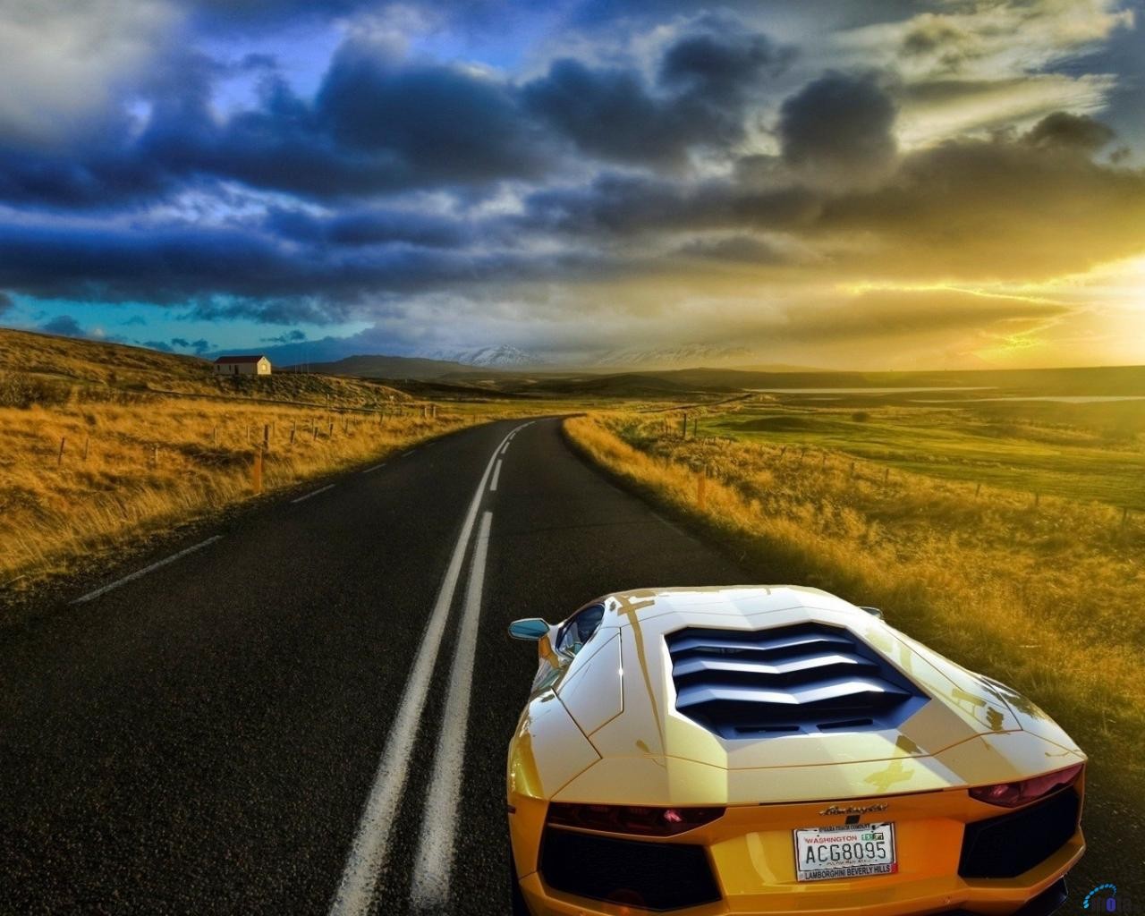 Speedy Vehicles, Hd Car Wallpaper, Concept Autos, Amazing - Empty Road With Cars - HD Wallpaper 