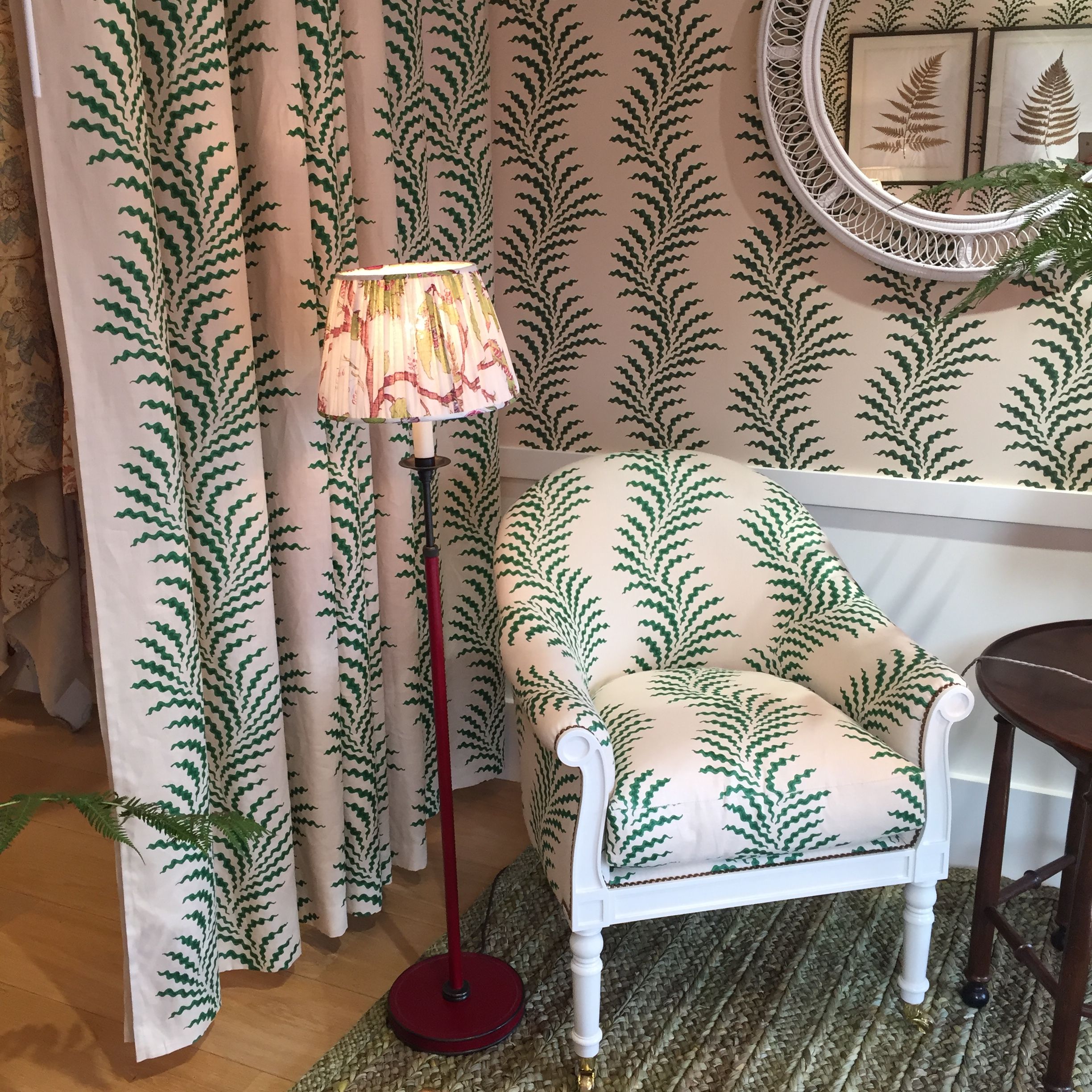 Soane Scrolling Fern Frond - HD Wallpaper 