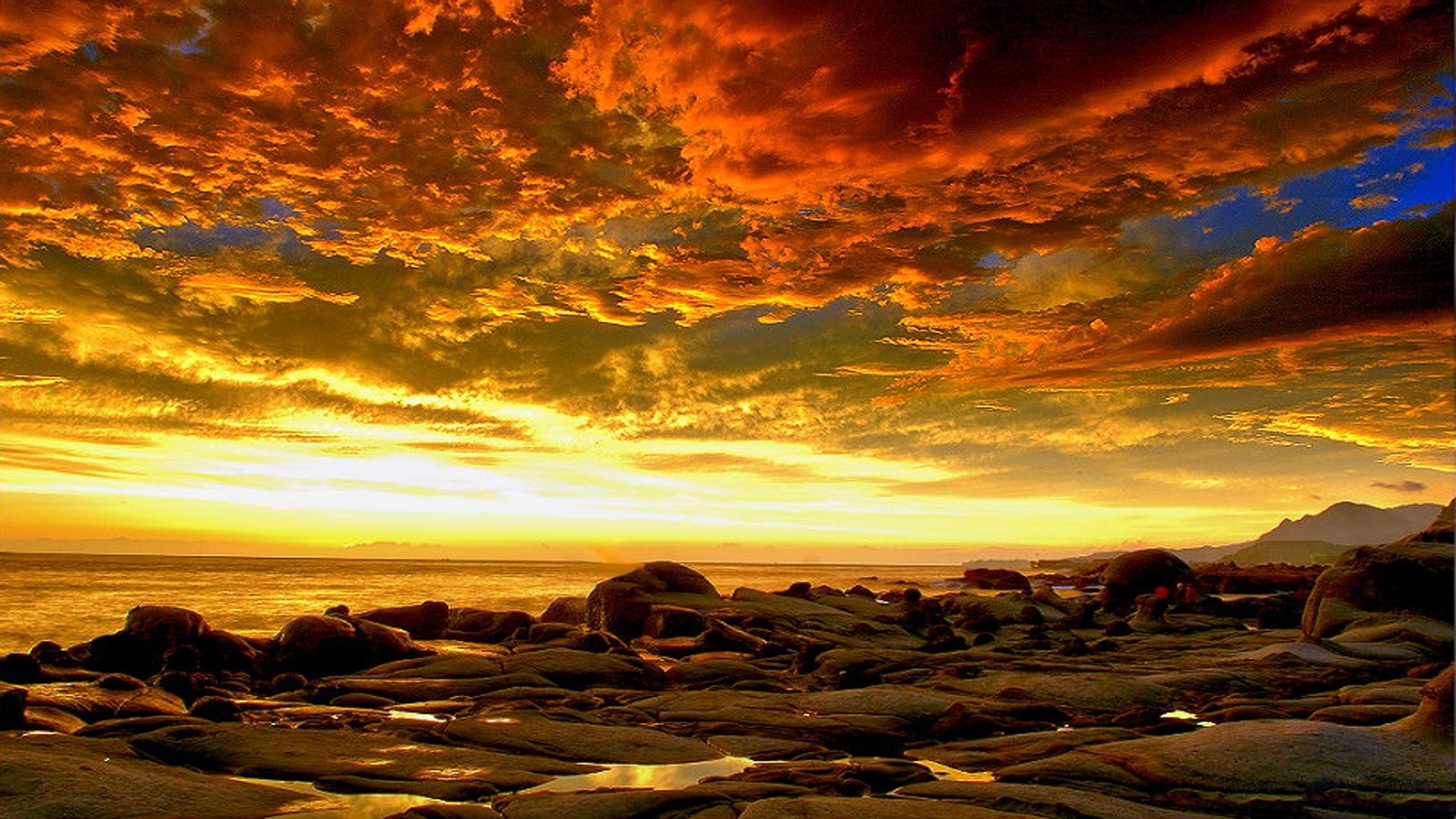 1920x1080, Beautiful Fiery Sky Hd Wallpaper 
 Data - Beautiful Sky Backgrounds Hd - HD Wallpaper 