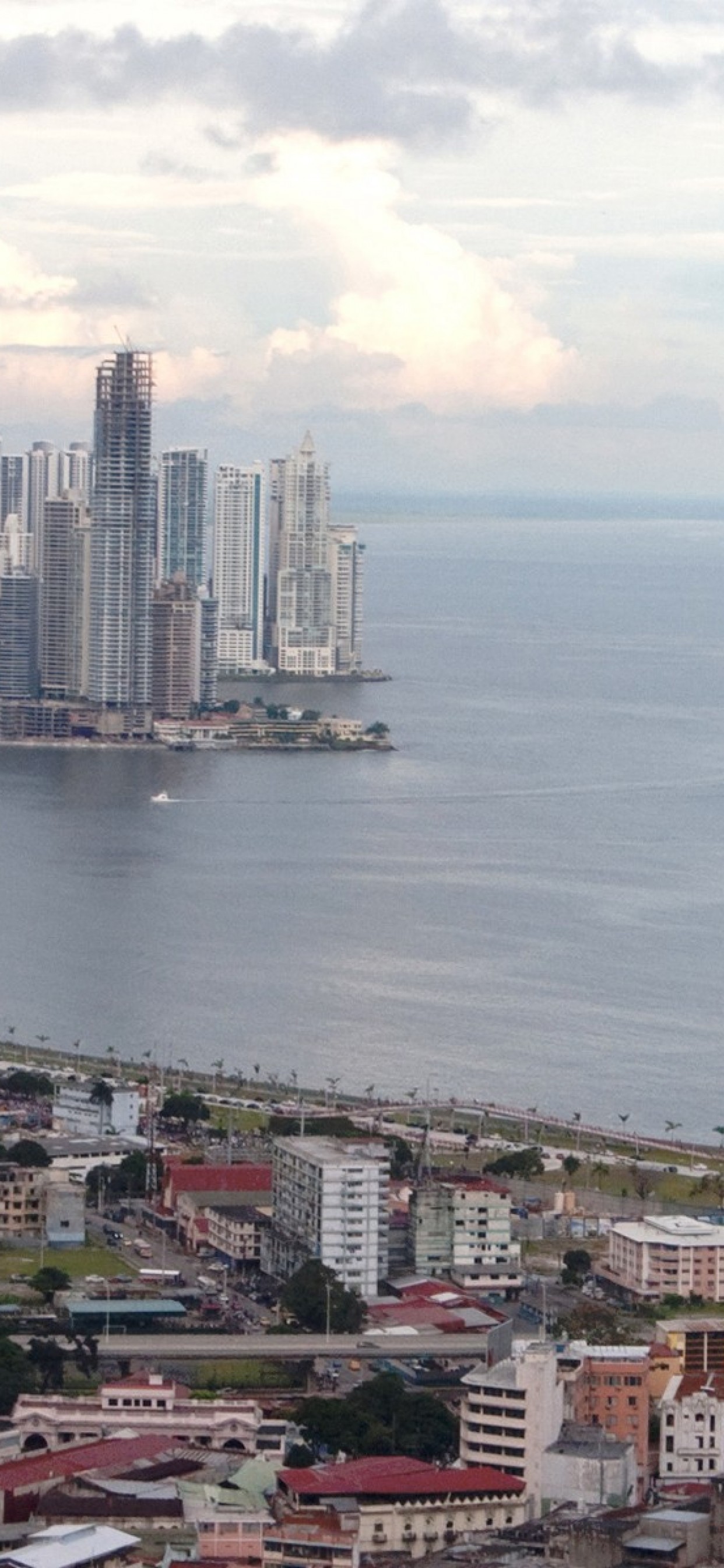 Iphone Xs Max Panama City Wallpaper - Panama City Panama Iphone Background - HD Wallpaper 