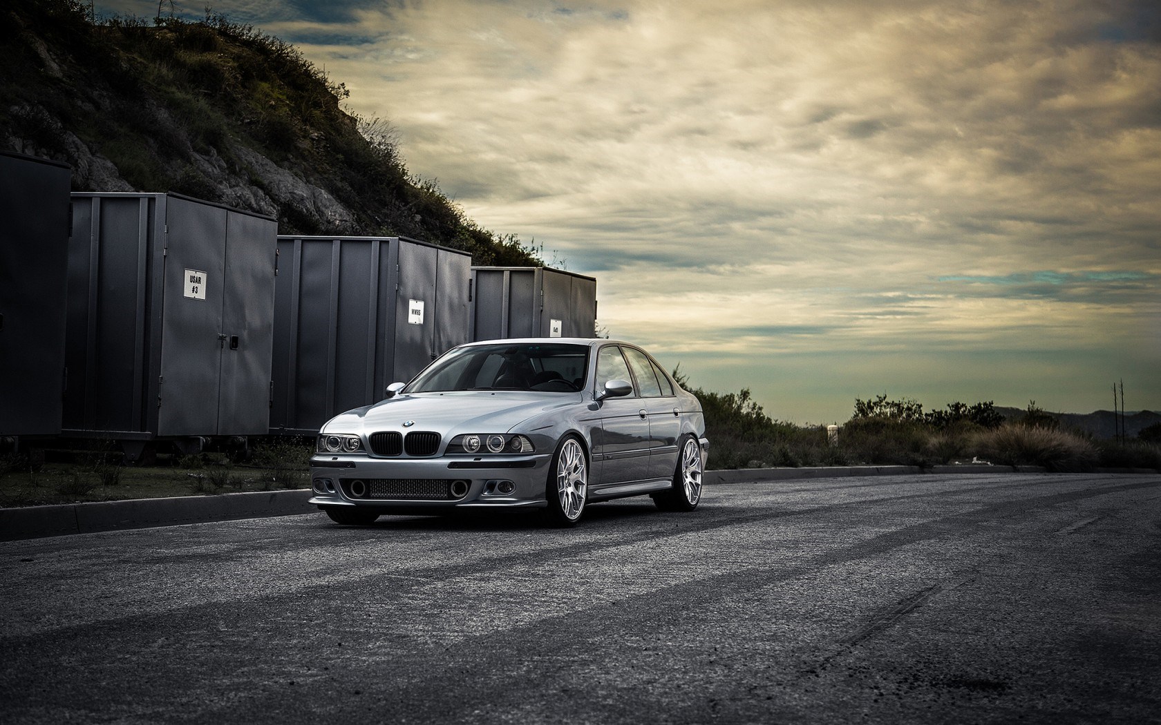 Bmw E39 Wallpaper Hd - HD Wallpaper 