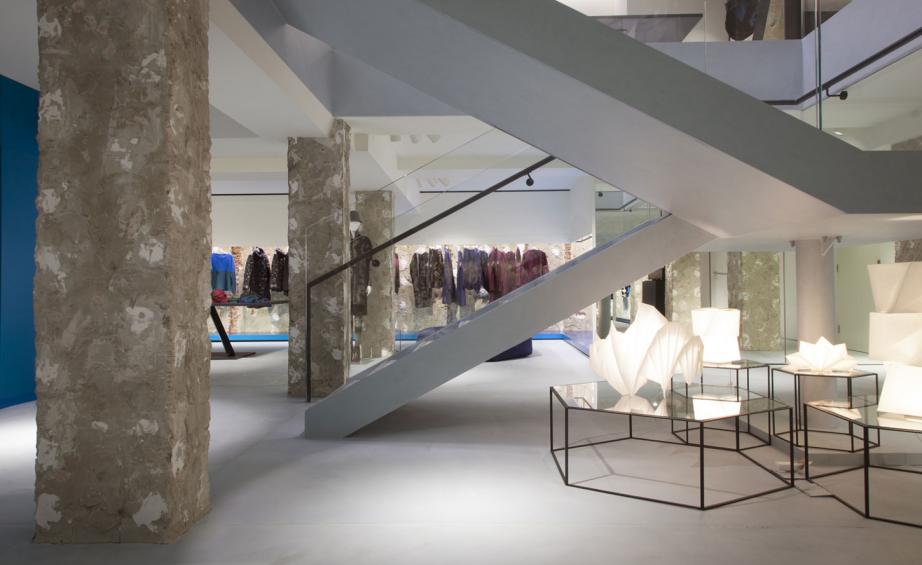 Issey Miyake Store London - HD Wallpaper 