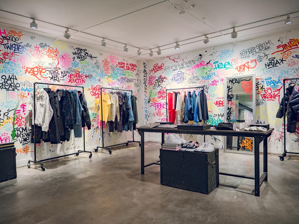 Merci Store Paris - HD Wallpaper 