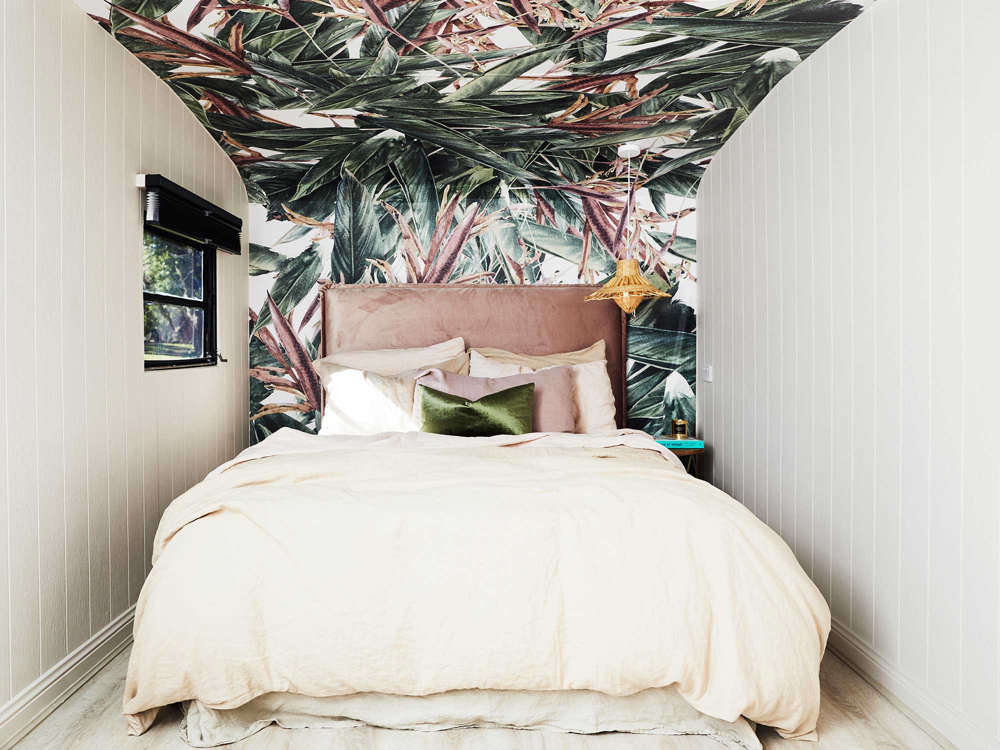 Removable Wallpaper Feature Wall - Bedroom - HD Wallpaper 