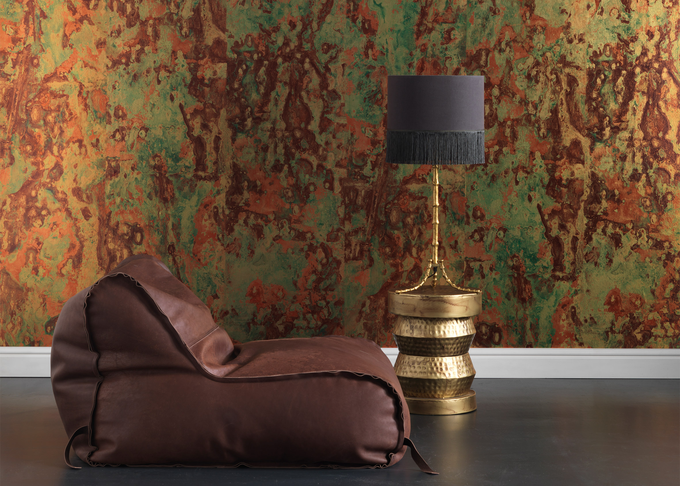 Metallic Cork Wallpaper On Walls - HD Wallpaper 