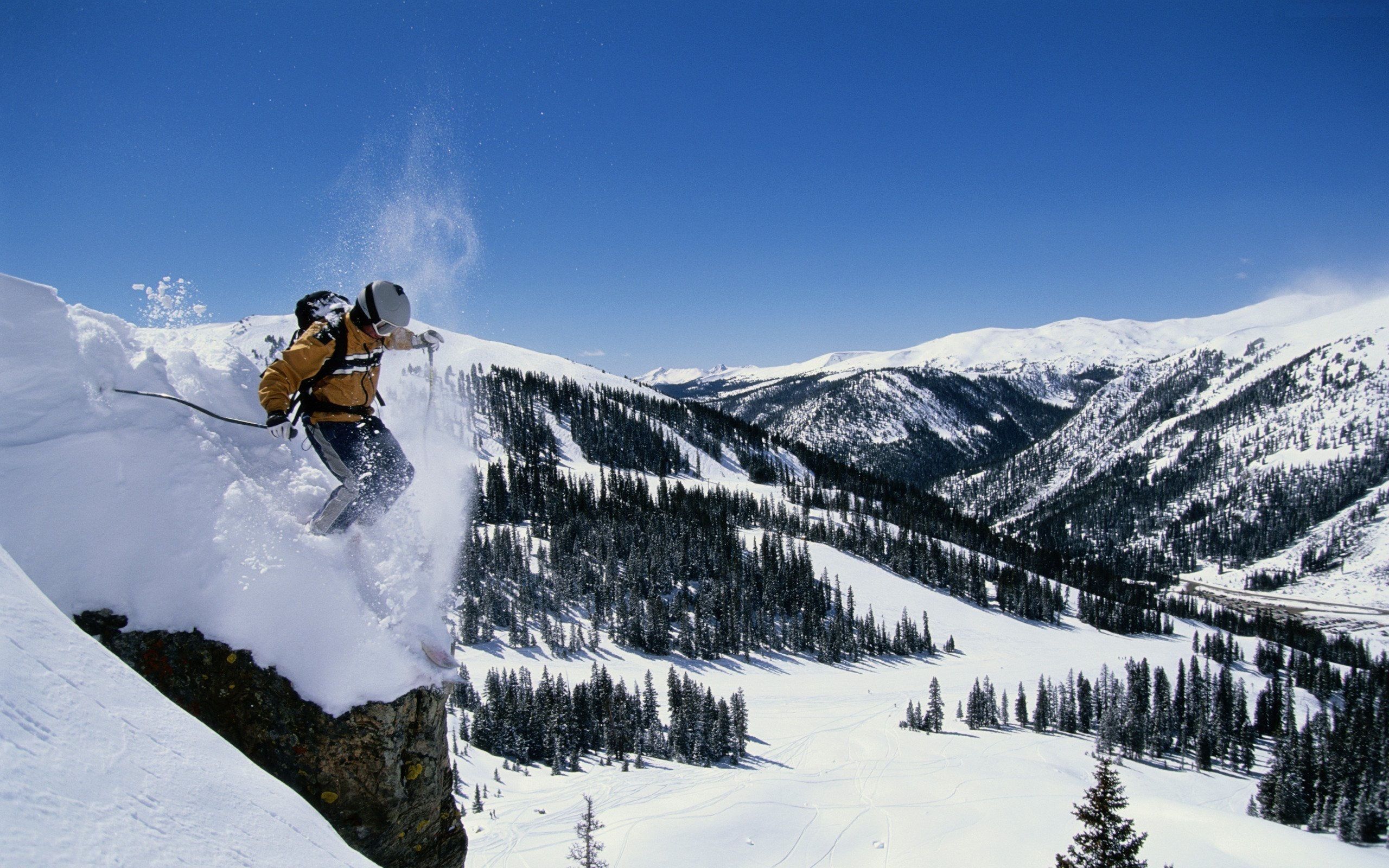 Skiing Desktop Wallpapers - Extreme Skiing - HD Wallpaper 