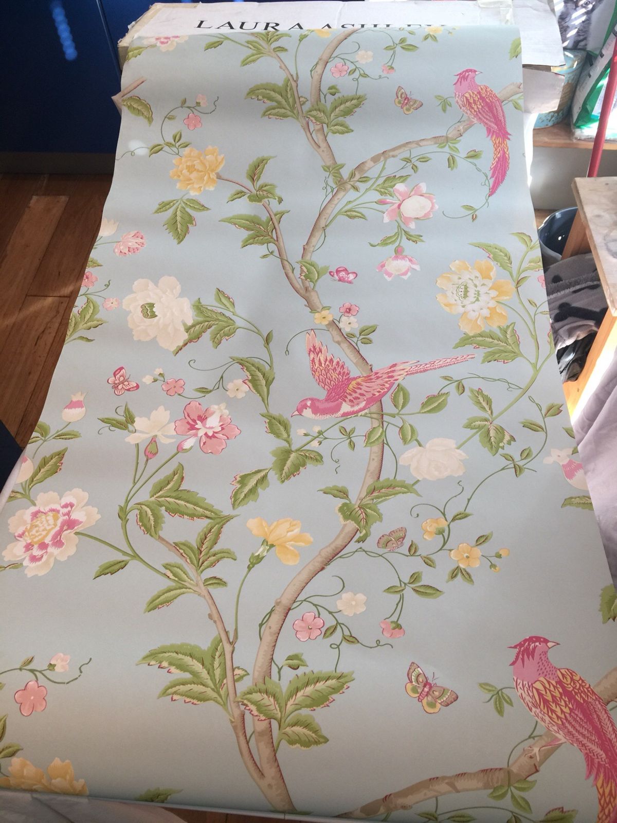 About 70% Left Of A Luxurious Roll Of Laura Ashley - Laura Ashley Summer Palace - HD Wallpaper 