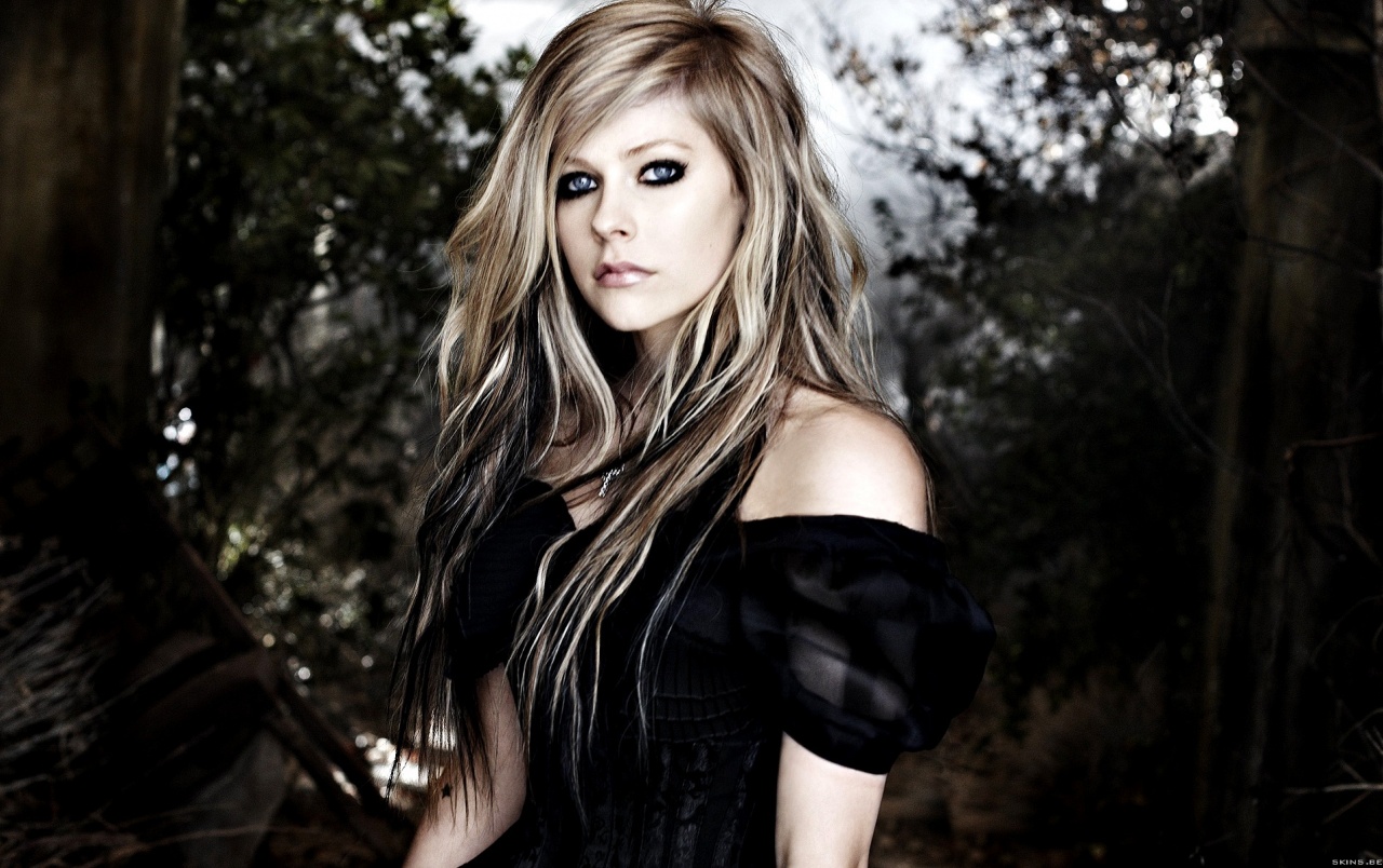 Avril Lavigne Wallpapers - Avril Lavigne - HD Wallpaper 