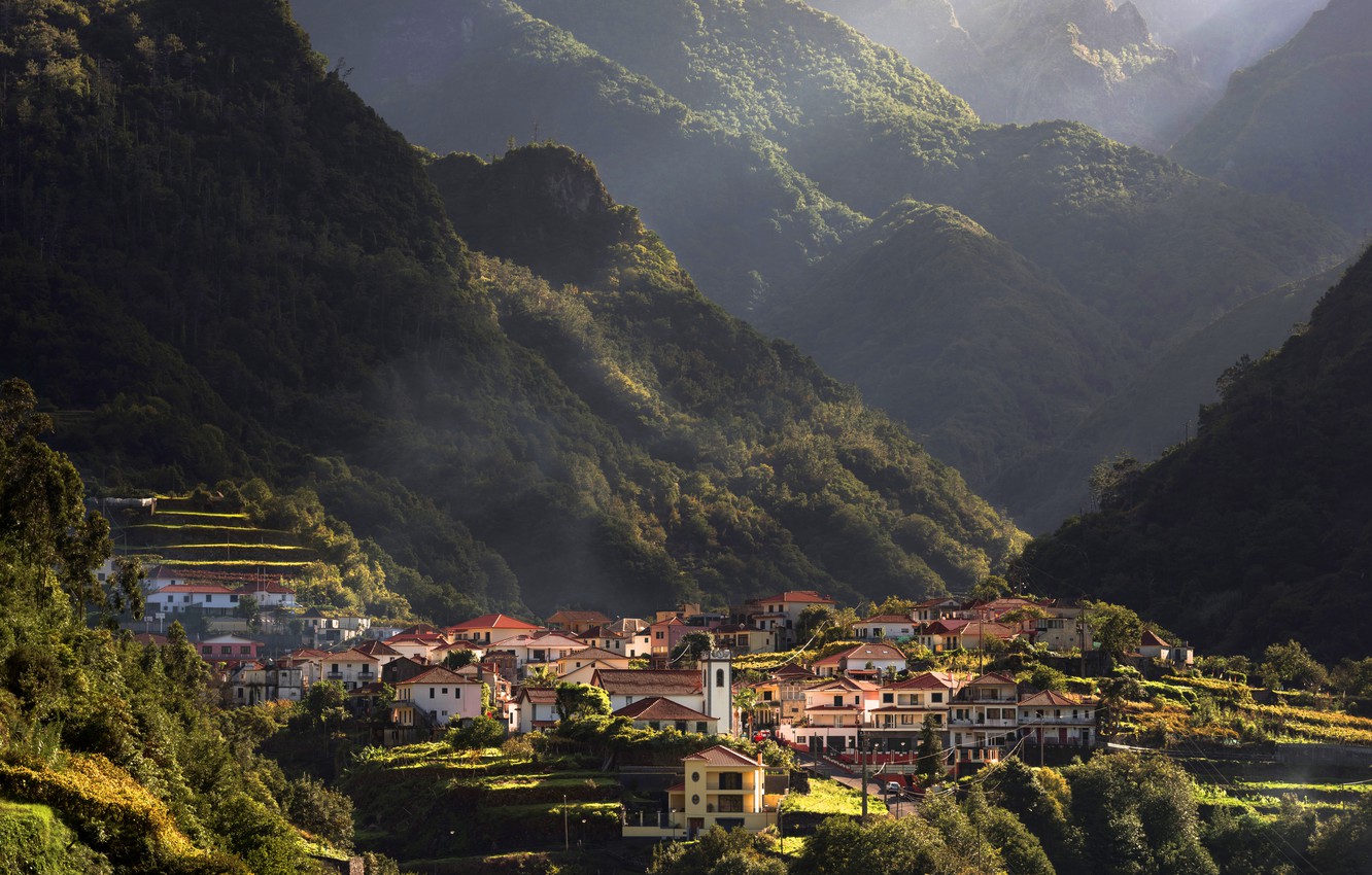 Photo Wallpaper Forest, The Sun, Trees, Mountains, - Mountain Cities In Portugal - HD Wallpaper 