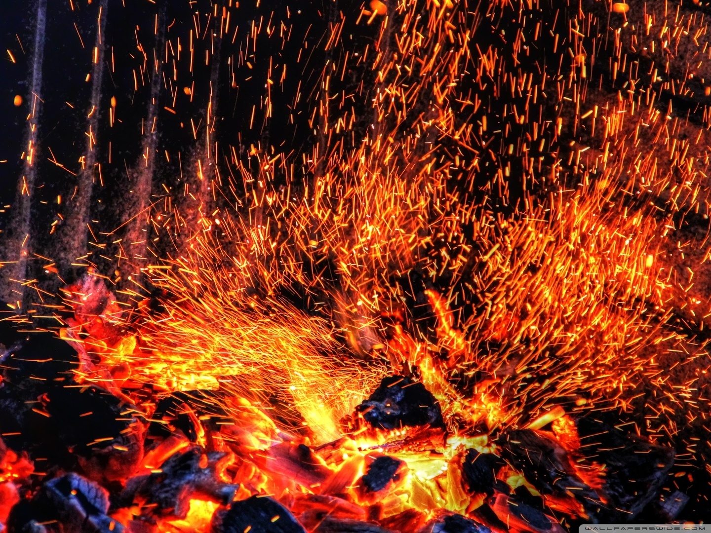 Making Love In Front Of A Fireplace - HD Wallpaper 