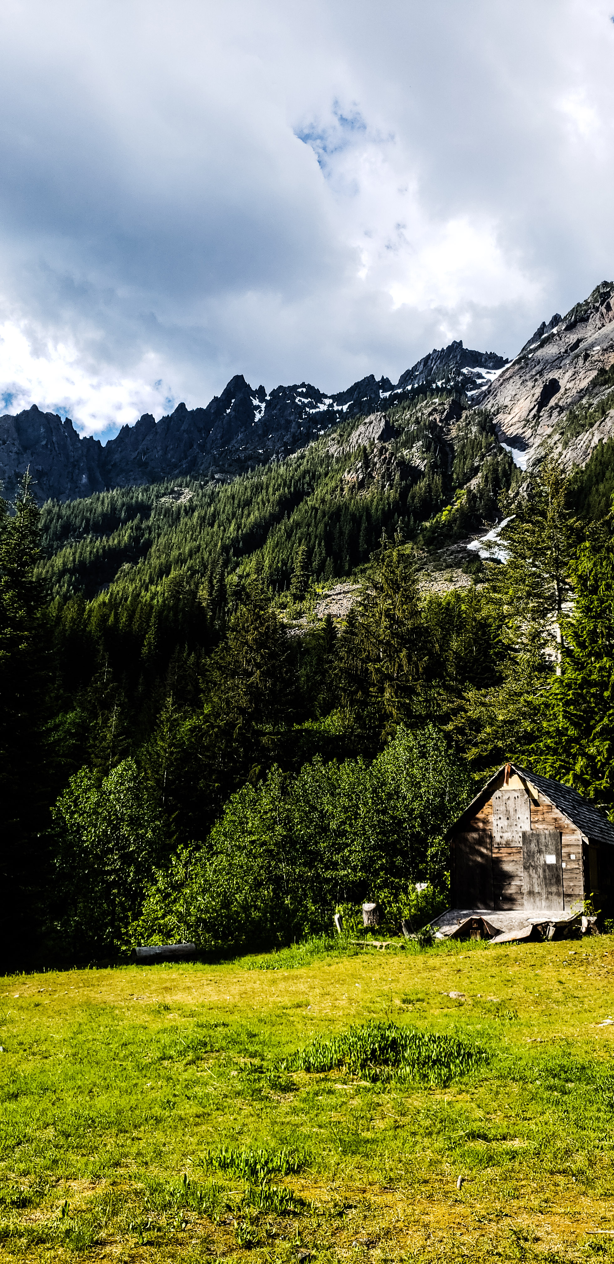 Mount Scenery - HD Wallpaper 