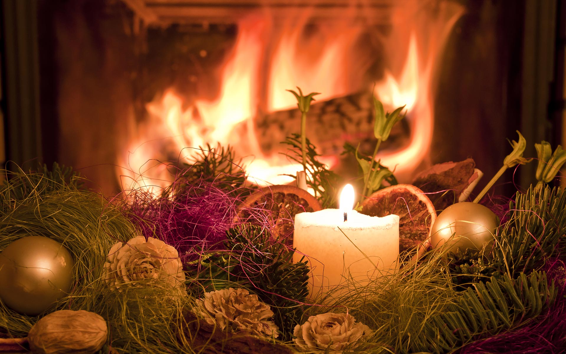 Fireplace Hd Wallpapers - Christmas Decoration Mantle - HD Wallpaper 