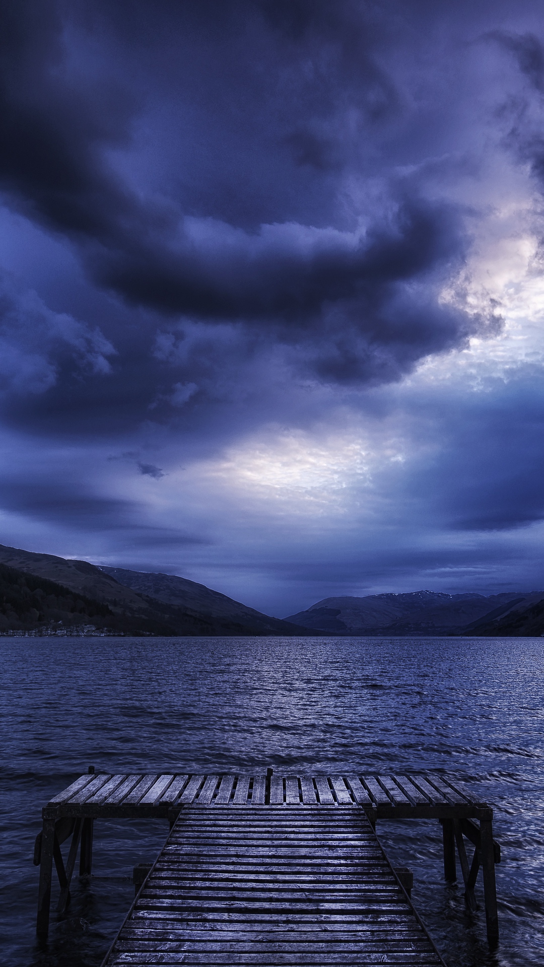 Sea Mountains Evening Wallpaper - Stormy Day Iphone - HD Wallpaper 
