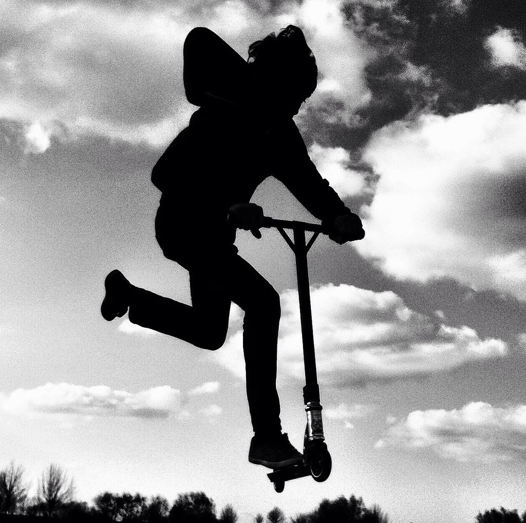 Cool Scooter Backgrounds - HD Wallpaper 