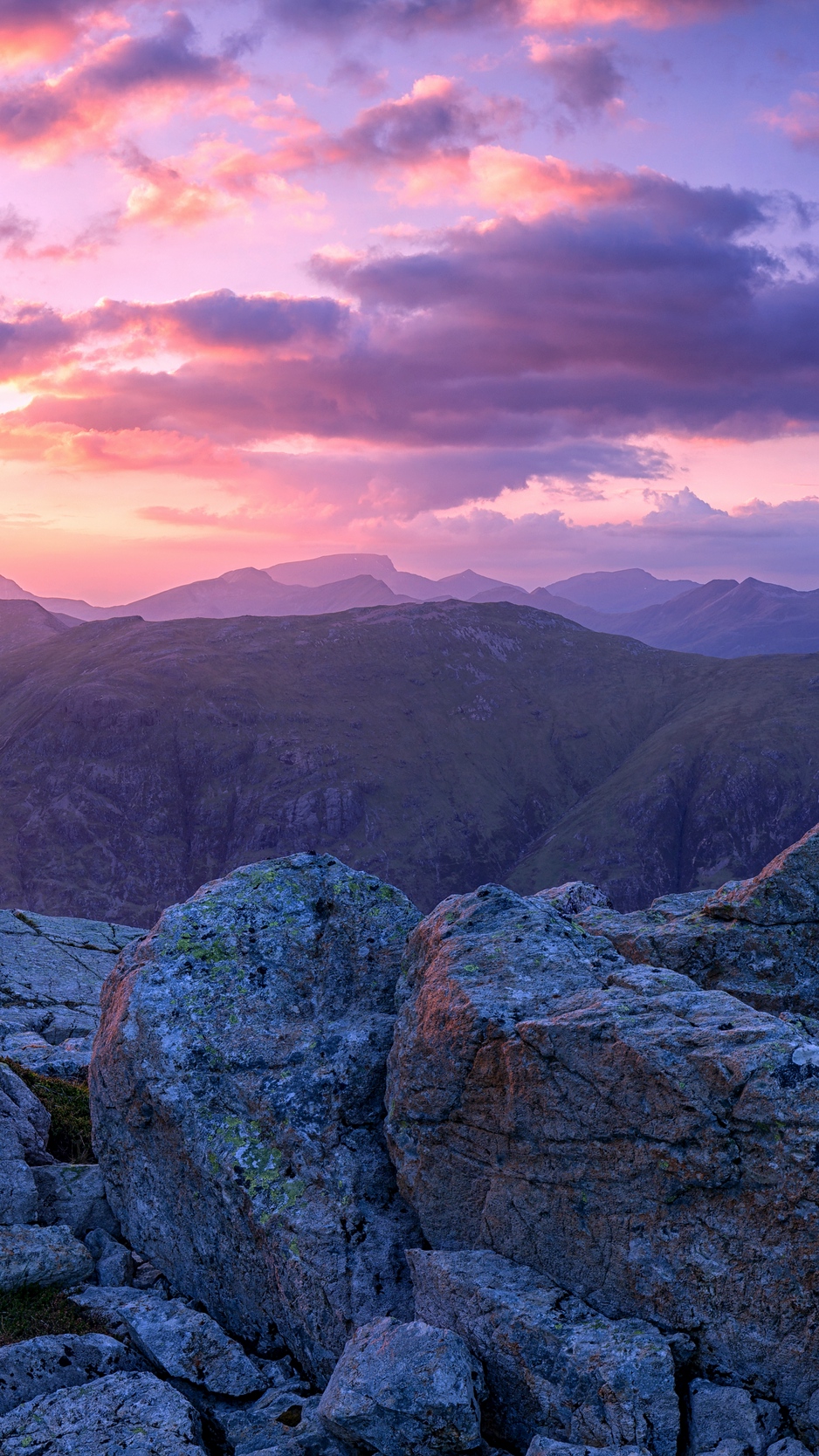 Wallpaper Mountains, Stones, Sunset, Sky, Scotland - Iphone Wallpaper Scotland - HD Wallpaper 