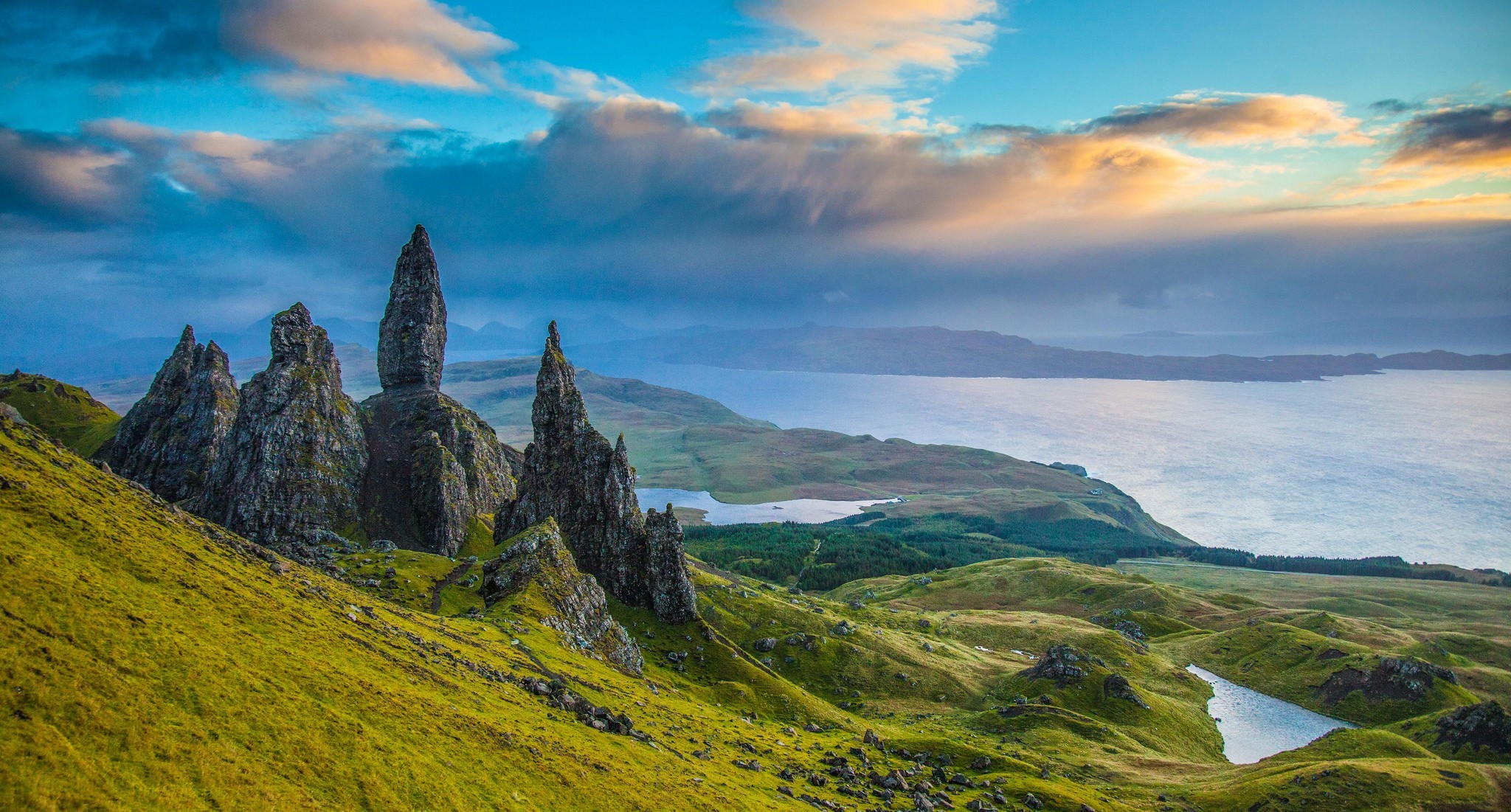 Old Man Of Storr Background - HD Wallpaper 