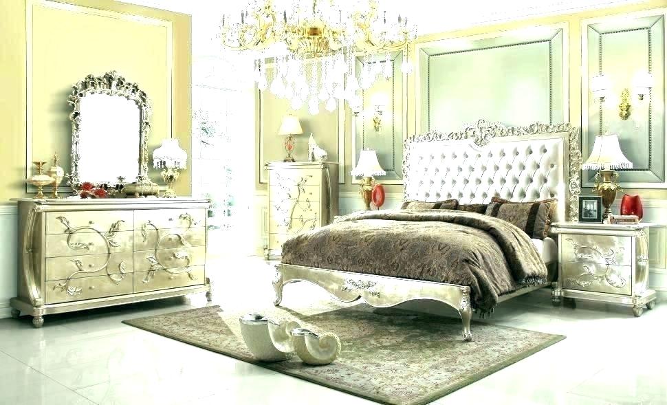 Silver Bedroom Ideas Silver Glitter Wallpaper Bedroom - Victorian Style Besroom Design - HD Wallpaper 