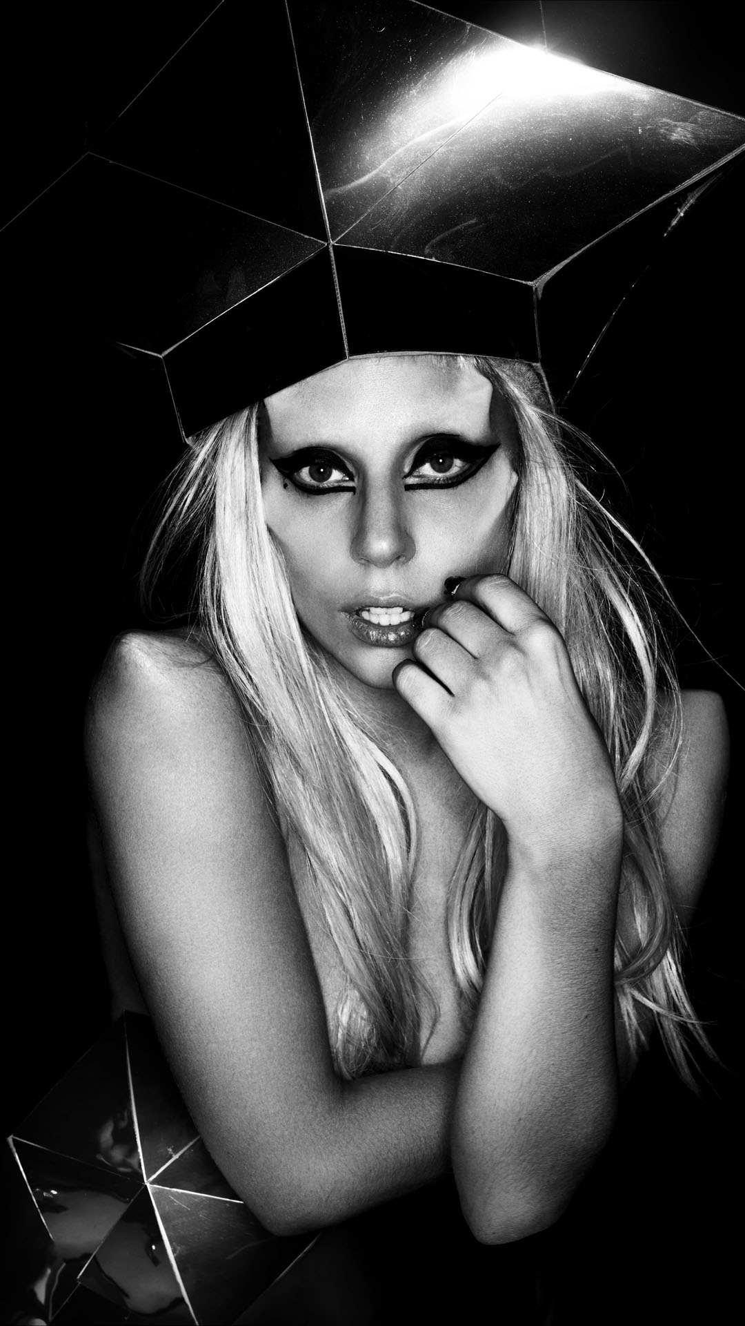 Lady Gaga Htc One Wallpaper - Lady Gaga - HD Wallpaper 