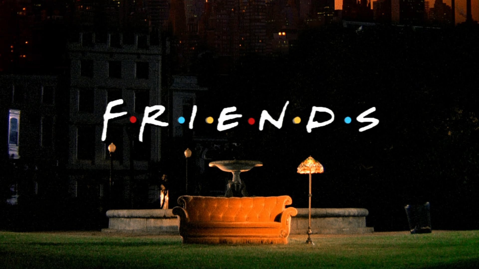 Friends Wallpaper - Friends Couch And Fountain - 1920x1080 Wallpaper -  