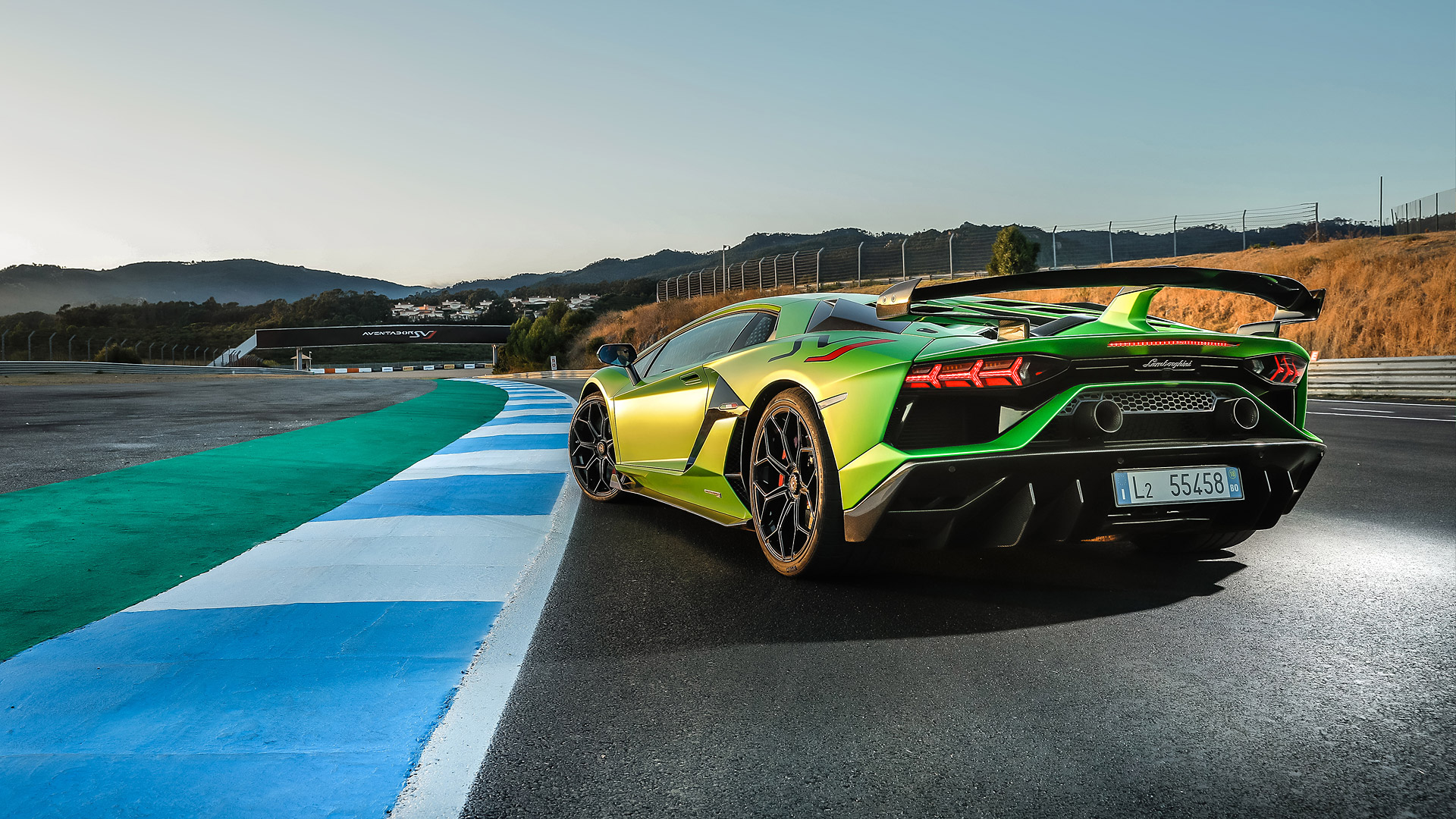 Lamborghini Aventador Svj 2019 - HD Wallpaper 