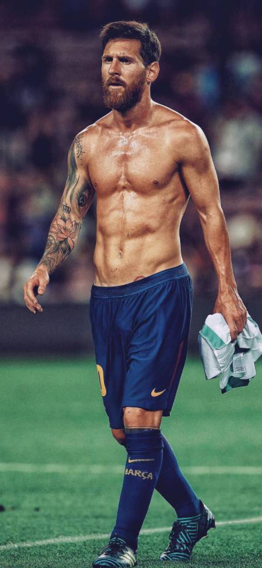 Lionel Messi Wallpaper Download - Lionel Messi Without Shirt - 886x1920  Wallpaper 