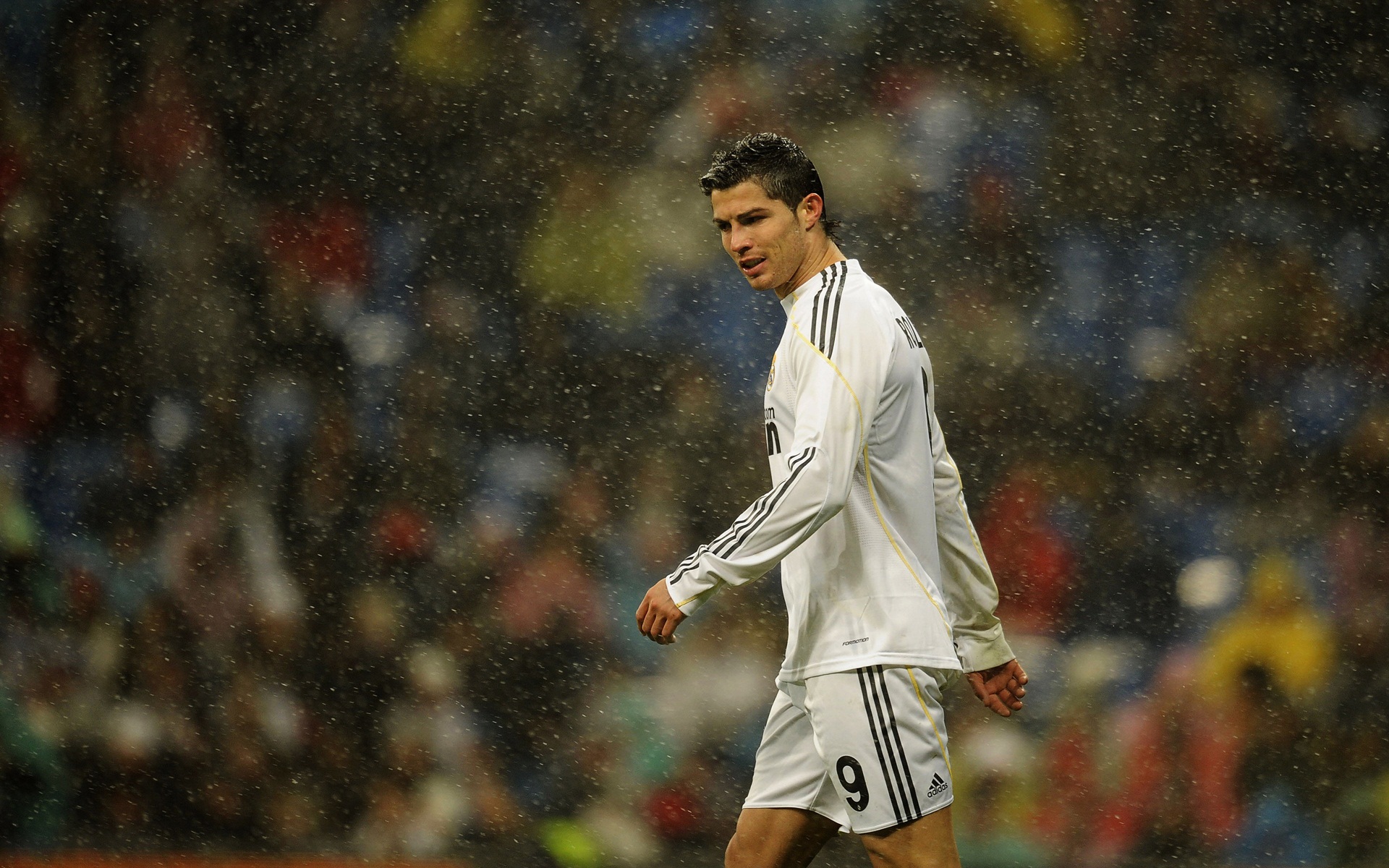 Ronaldo Hd Wallpaper For Desktop - HD Wallpaper 