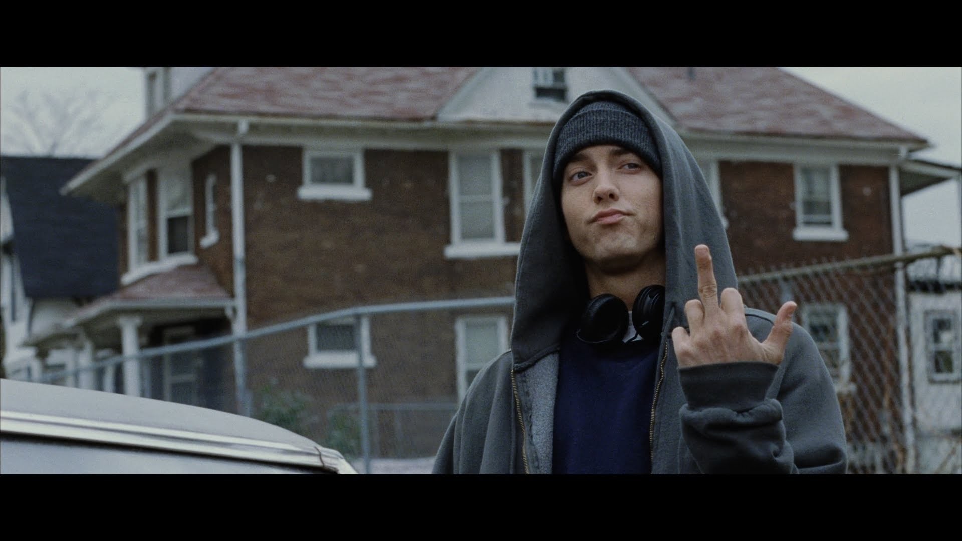 Eminem Images 8 Mile Wallpaper And Background Photos - Eminem Showing Middle Finger - HD Wallpaper 